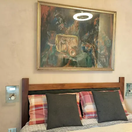 Book House A Apartment *
